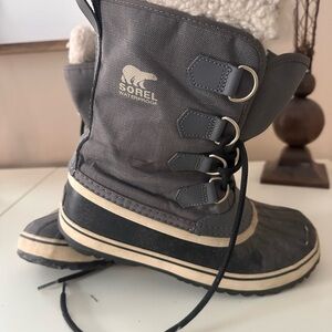 Sorel Black and Gray Winter Boots